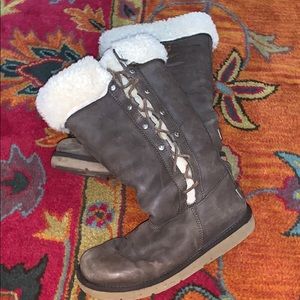 UGG upside side lace up boots